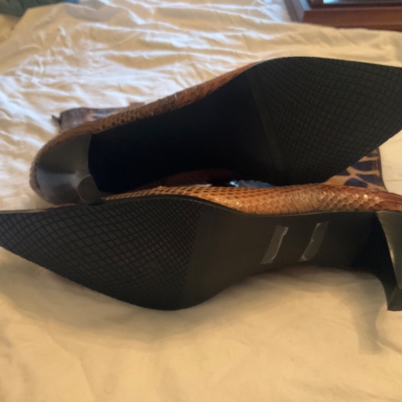 J Renee Size 11M Lioness Boots Shoes Snakeskin Fur Giraffe Print Pattern NWOB - Picture 12 of 12